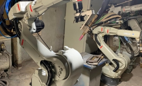 Bộ Đôi Robot Hàn Kết Hợp Hoàn Mỹ | Global Wind Robot